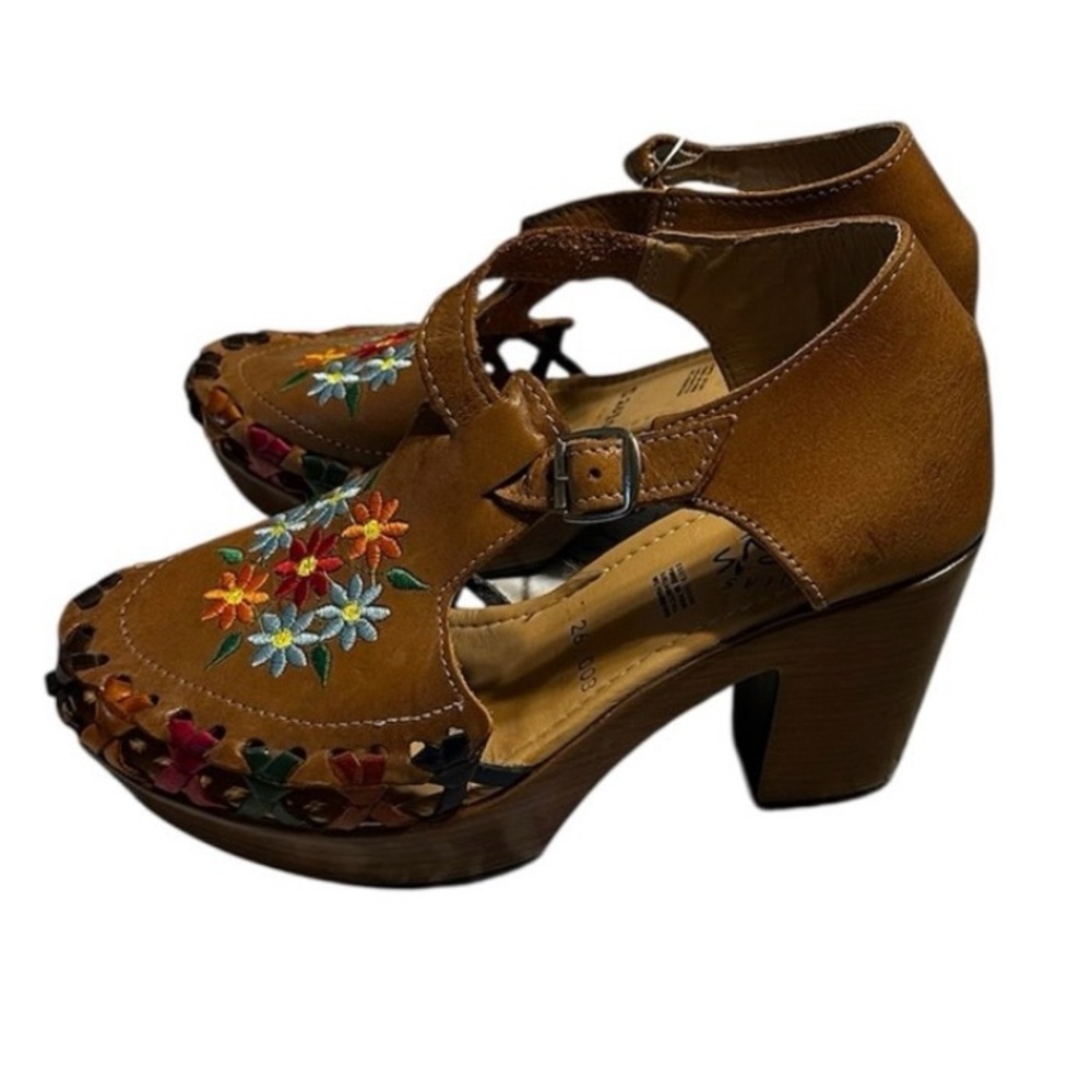 Artesanias Lilian’s Stacked Heel Platform Huaraches size 26 MX